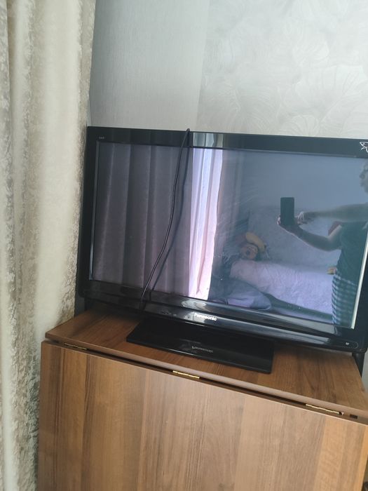 Продам телевизор "Panasonic"