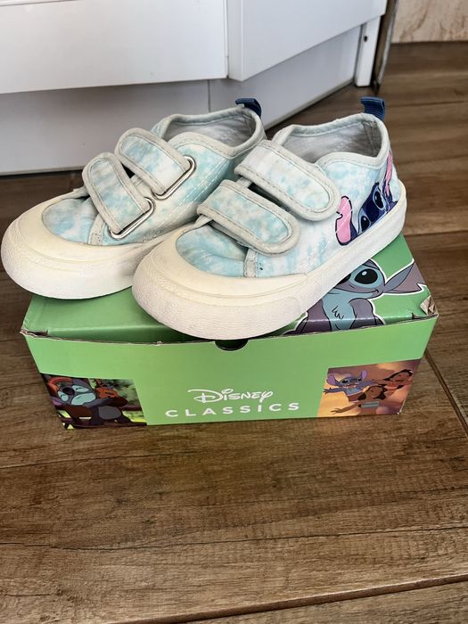 обувки за момиче на Стич