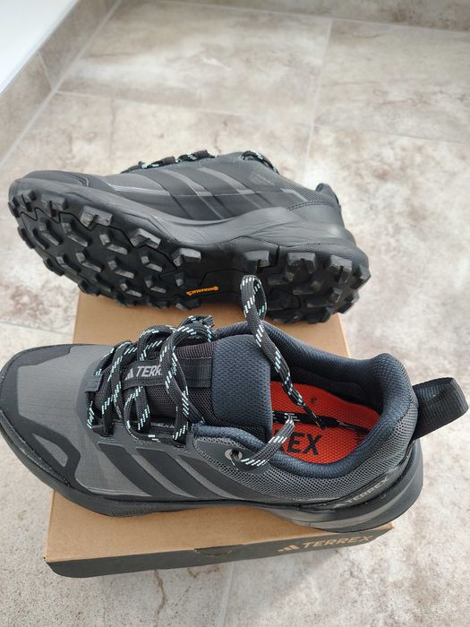 Туристически обувки ADIDAS TERREX
