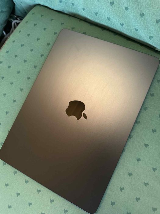 MacBook air 13” M4 16Gb