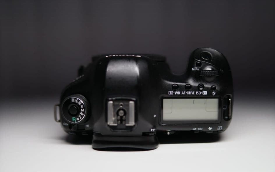 DSLR profesional  full frame Canon 5d mark iii