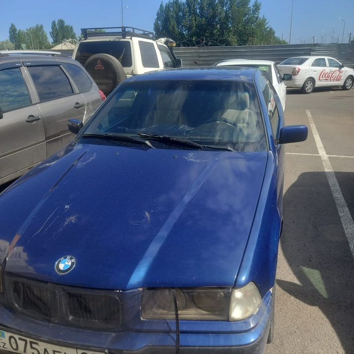 Продам бмв е36 компакт АКПП