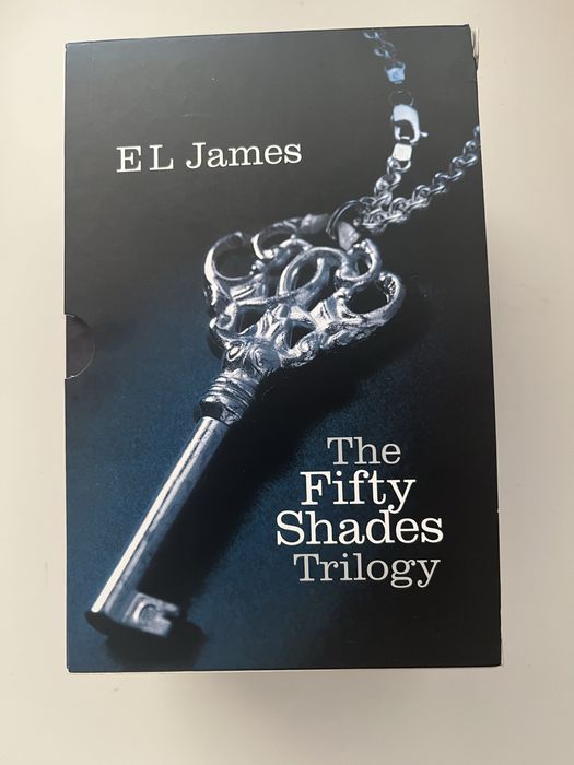 Книги YA, романтика и трилър