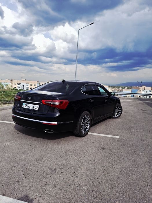 Продам KIA K7 свежий