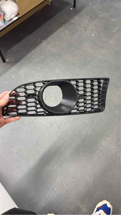 Grila proiectorceata BMW e90 nfl/ fl