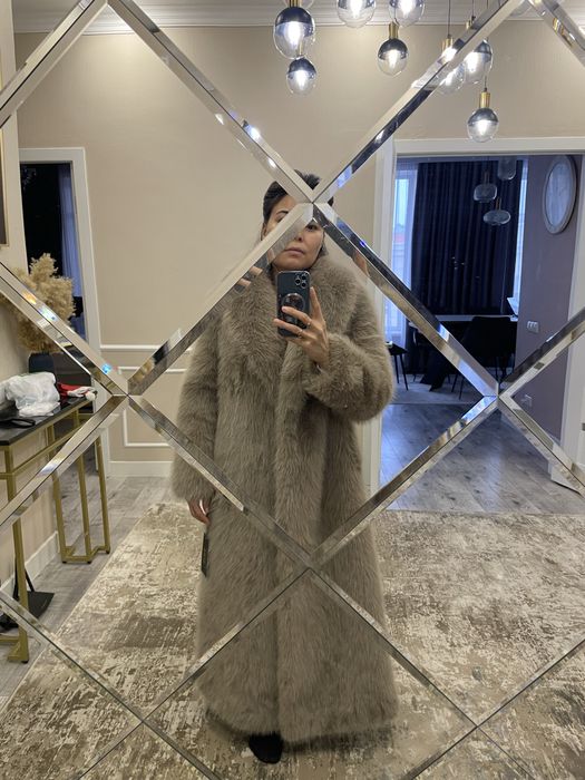 Продам шубу ищ искусивенного меха