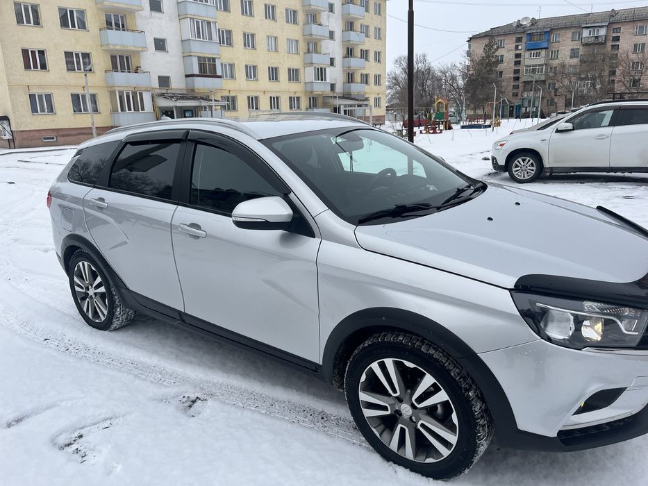Lada vesta kross