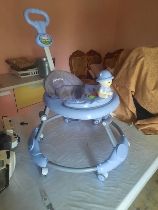 Стул для кормление детский