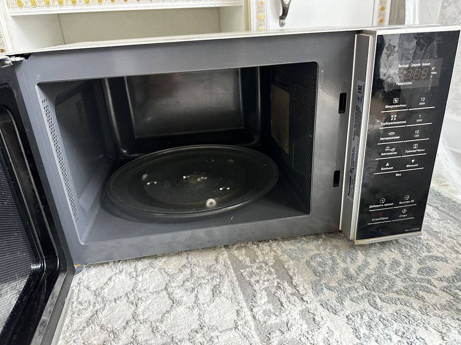 Микроволновка Panasonic