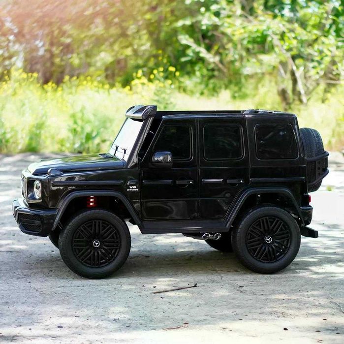 Masinuta electrica pt. 2 copii Mercedes G63, 4x 200W, 24V-14Ah Black