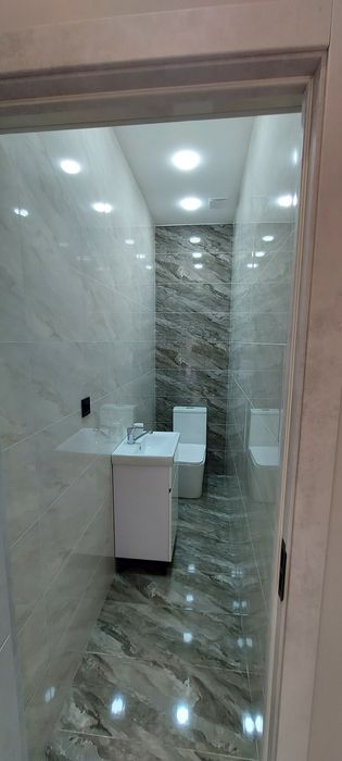 Сдаётся помещение 50 кв под офис, магазин, аптека, барбершоп итд.