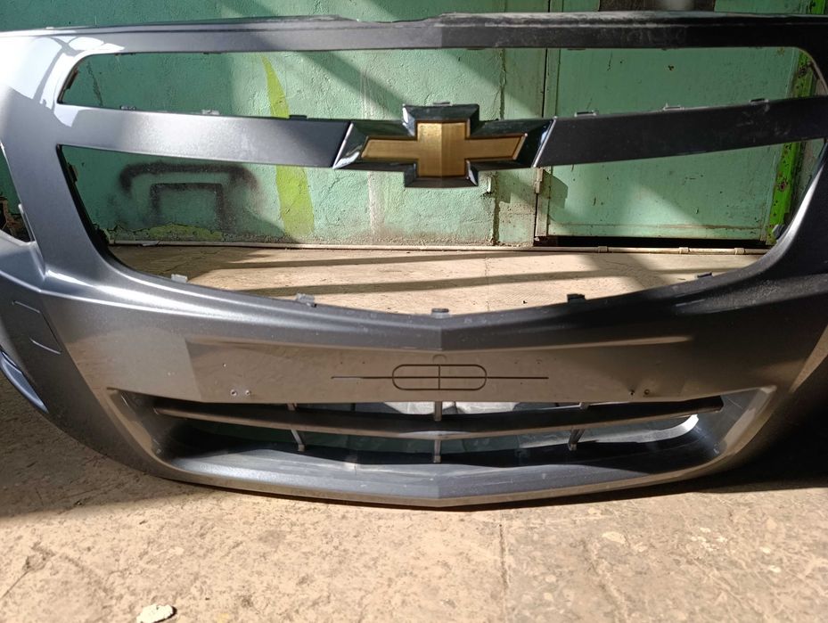 Продается передний бампер  cobalt мокрый асфальт