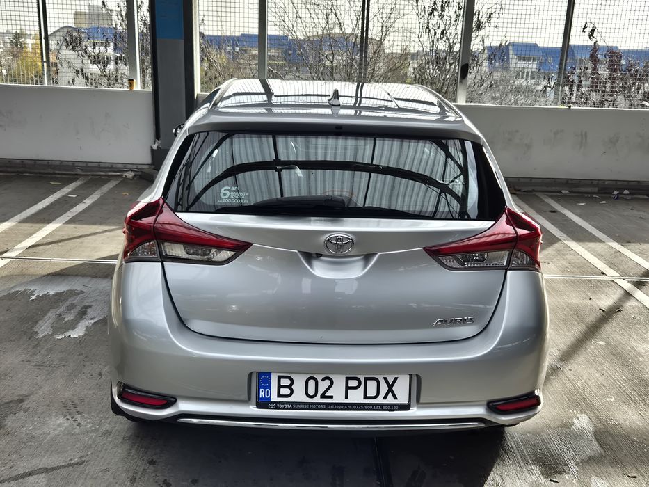 Toyota Auris 2017 euro 6  benzina automata