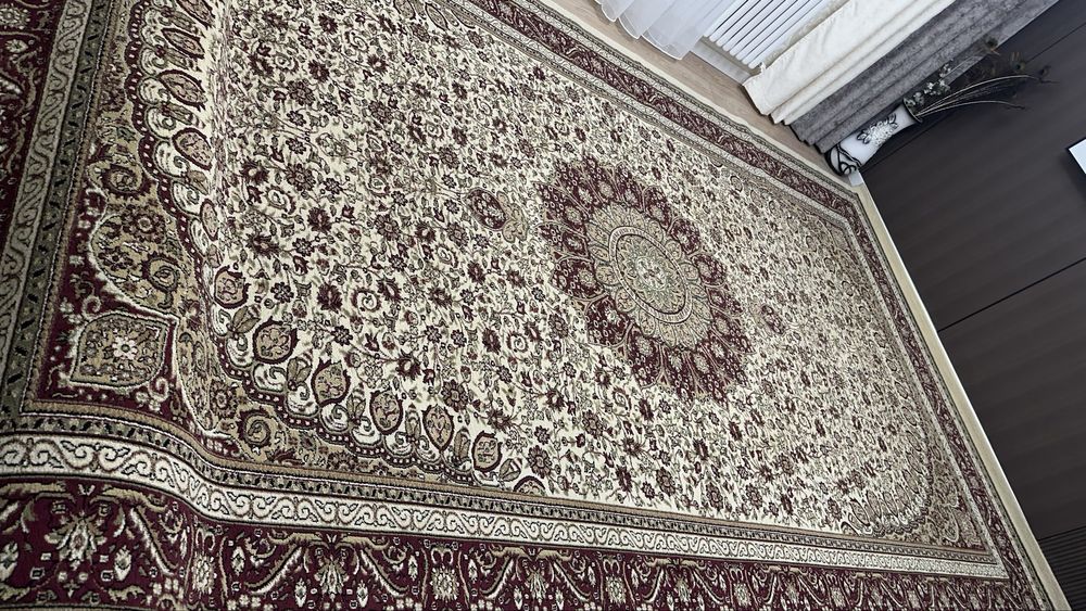 Продам большой ковер