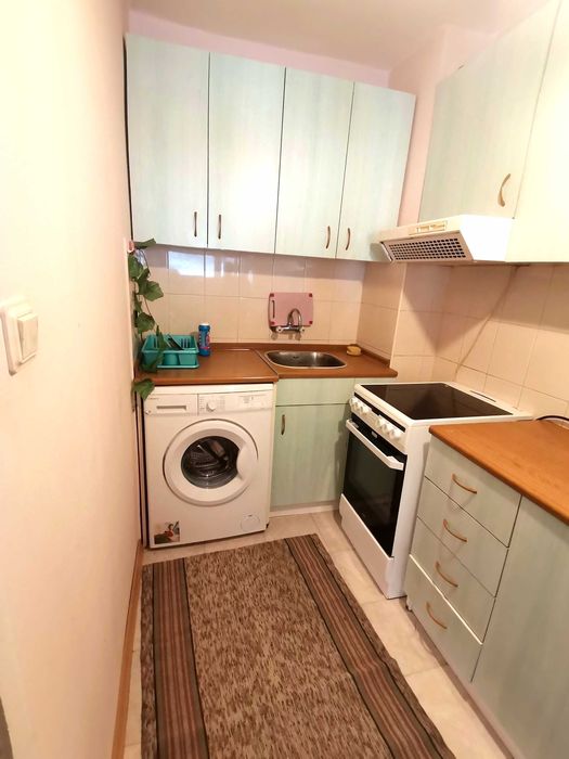 Дава се под наем Двустаен апартамент в Бургас, Възраждане - 60 кв.м за 178.5 € - Снимка #2