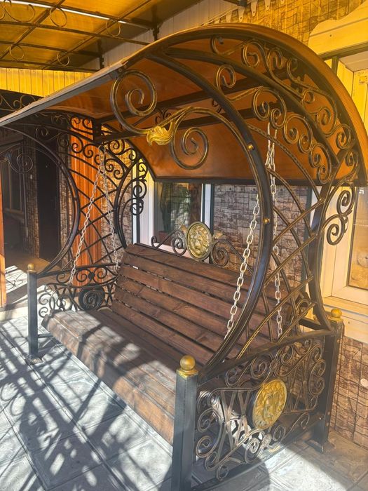 Продам кованые изделия .