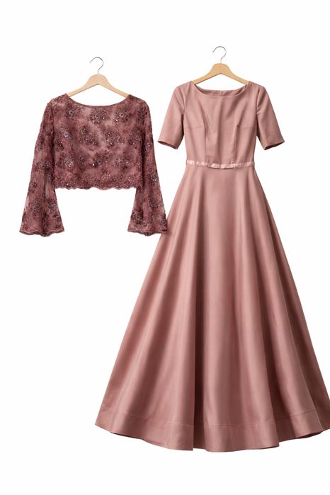 Qizla kiymi razmer 44-46 ga toʻg’ri keladi 100.000 beraman holati yaxw