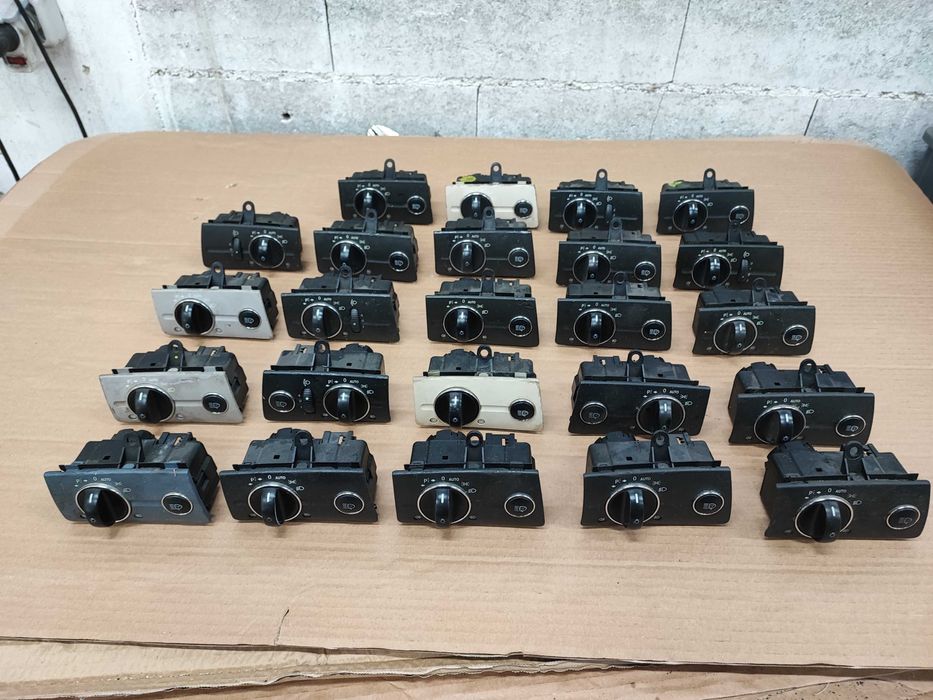 Ключ - Ключове за фарове от Мерцедес