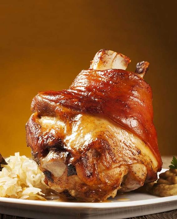 НОВОГОДИШНО или КОЛЕДНО Печено прасенце, агнета  и свински джолани на