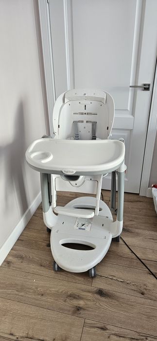 Детский стульчик для кормления