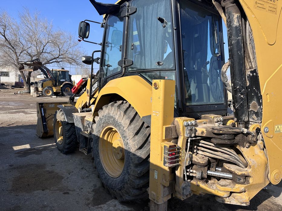 Продается экскаватор погрузчик