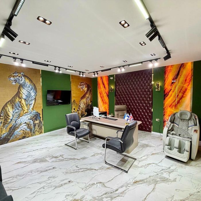 Шайхантахурский район ПРОДАЁТСЯ помещение Лабзак, Абай круг 1 линия