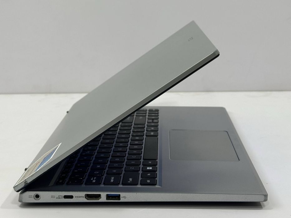Acer Core i3 N305