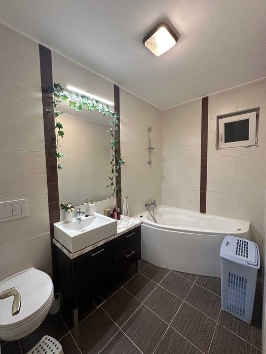 Vand apartament 3 camere -105 mp in Baia Mare locatie ultracentrala