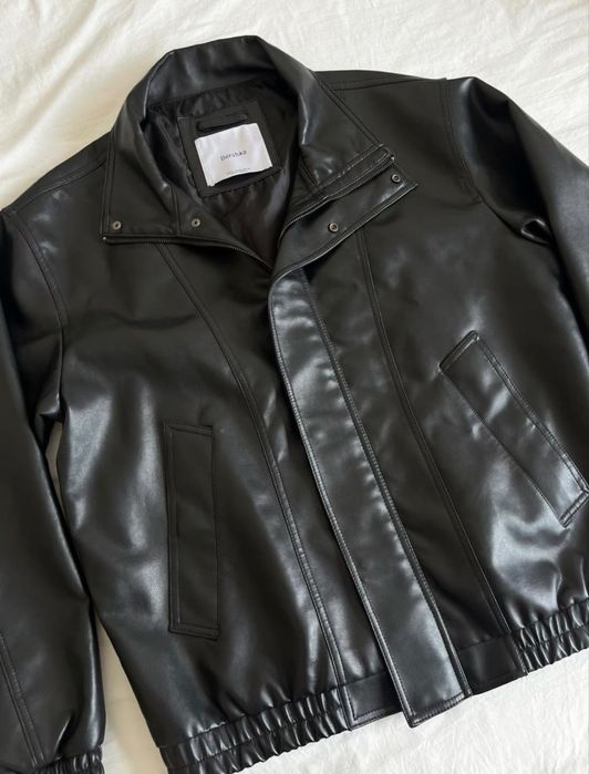 Bershka кожак, отличное состояние