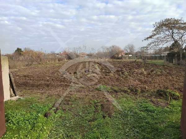 Продава се Парцел в с. Скутаре, Област Пловдив - 1424 кв.м за 57 €/кв.м - Снимка #1