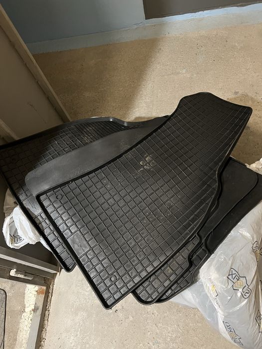 продам коврики.