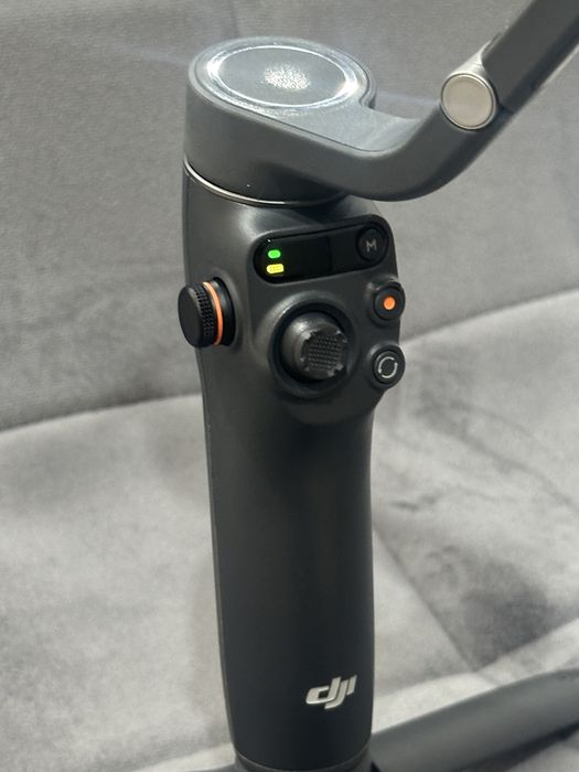 Стедикам DJI Osmo Mobile 6