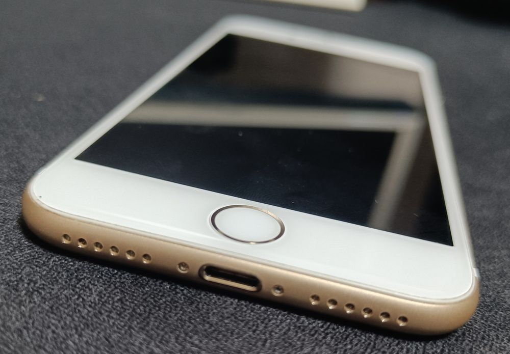 Продам iPhone 7 128 gb, состояние идеал