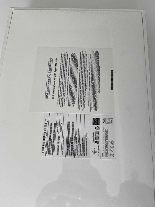 MacBook Air 13.6" M2, 8GB RAM, 256GB SSD, Space Gray - NOU SIGILAT