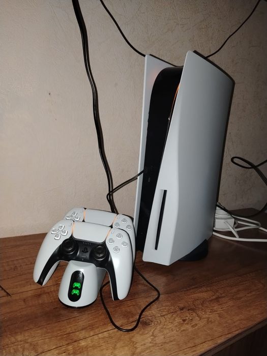 Плестейшн приставкп