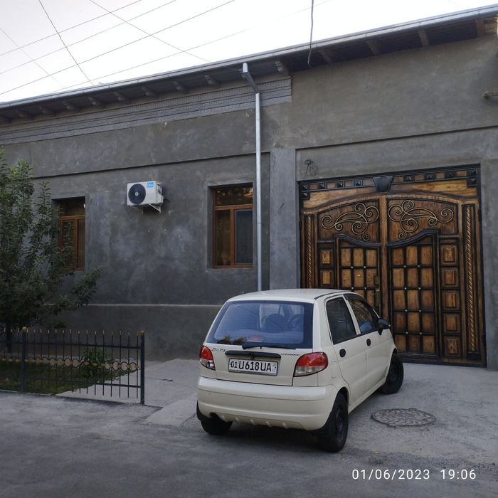 Olmazor tumani Shifokorlar koʻchasi 4sotok, 5xona