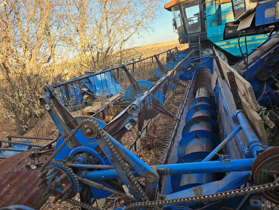 Продам 2 комбайна либо обмен
