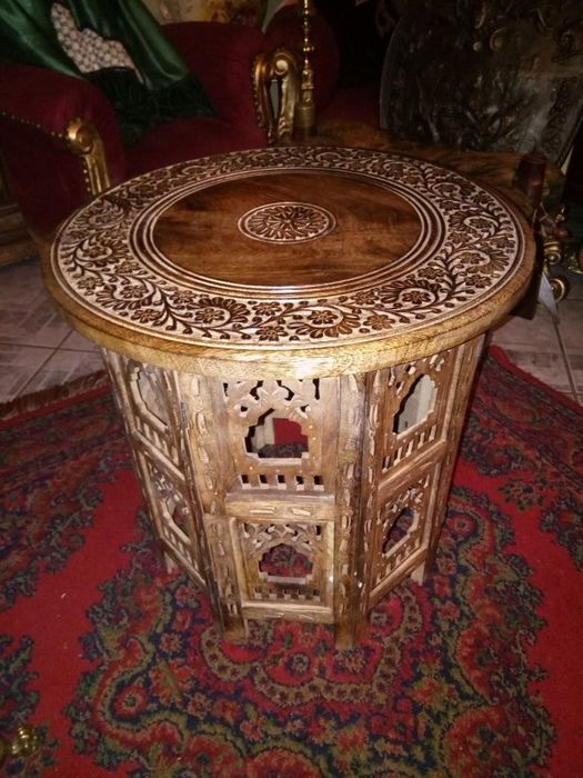 Măsuță superbă in stil oriental
