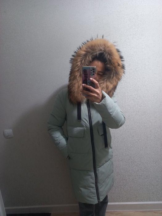 Продам женскую куртку