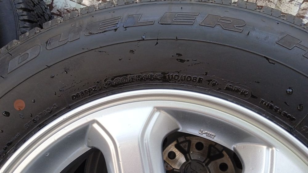 Шины с дисками новые.