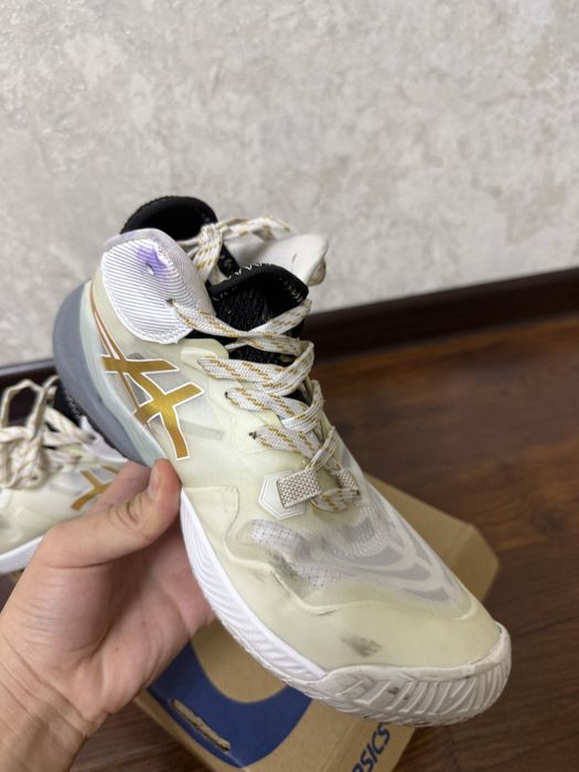 Продам Asics metarise в отличном состоянии