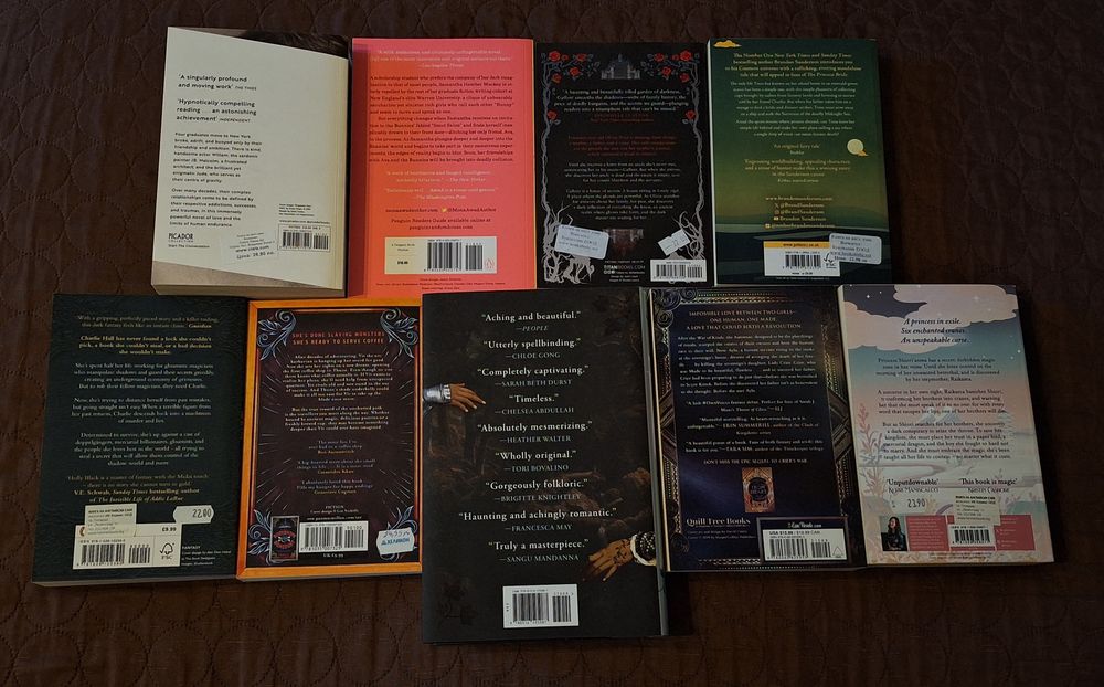 Книги на английски и български език