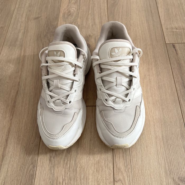 Маратонки Adidas 40 номер