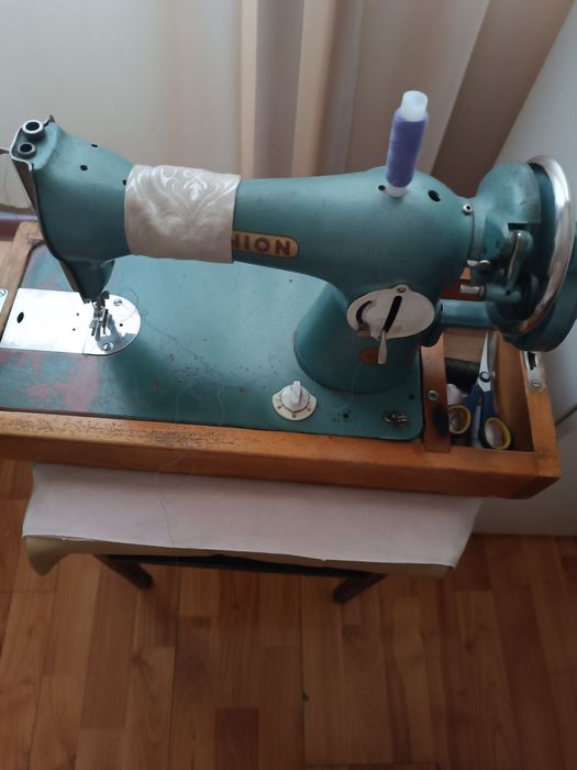 Советская швейная машинка