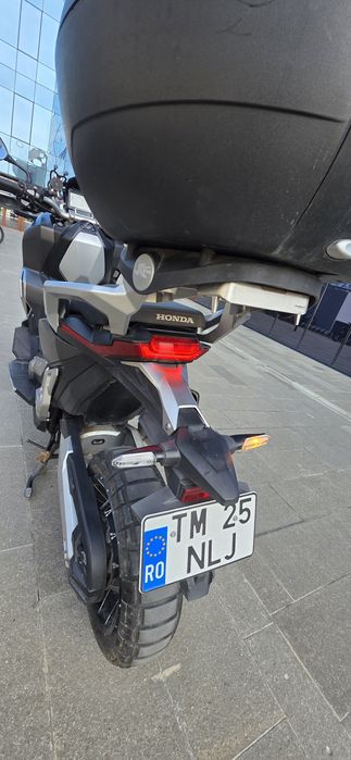 Honda XADV  X-ADV 2018  12.800 KM