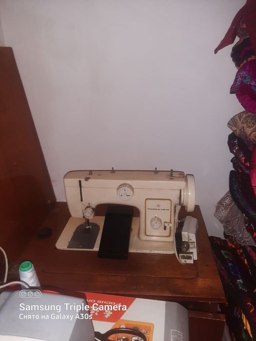 Тикувчилик мошинаси Чайка