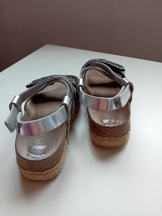 Летни сандалки 27 номер