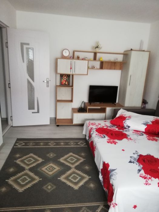 Închiriez garsoniere confort1 în regim hotelier strada splai Mihai Viteazu colț cu cicero