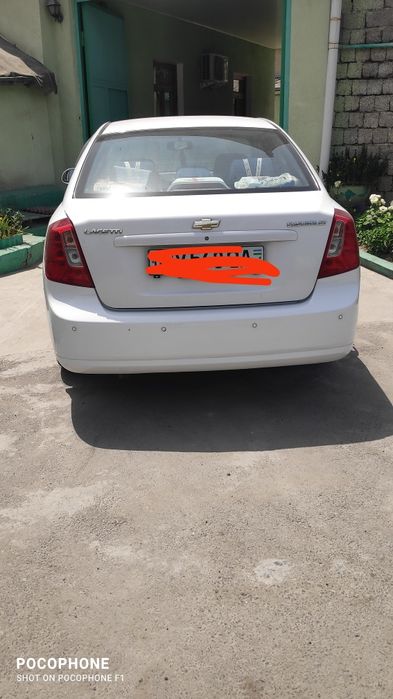 Автомашина "Лассети"