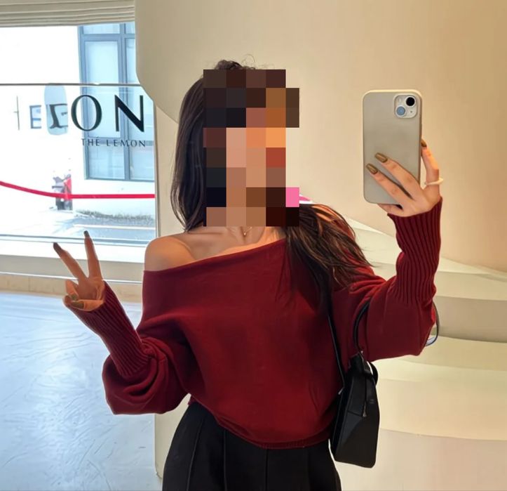 Красный сфитер через плечо